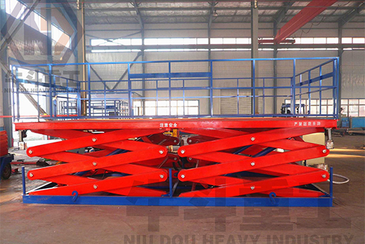 剪叉式升降貨梯